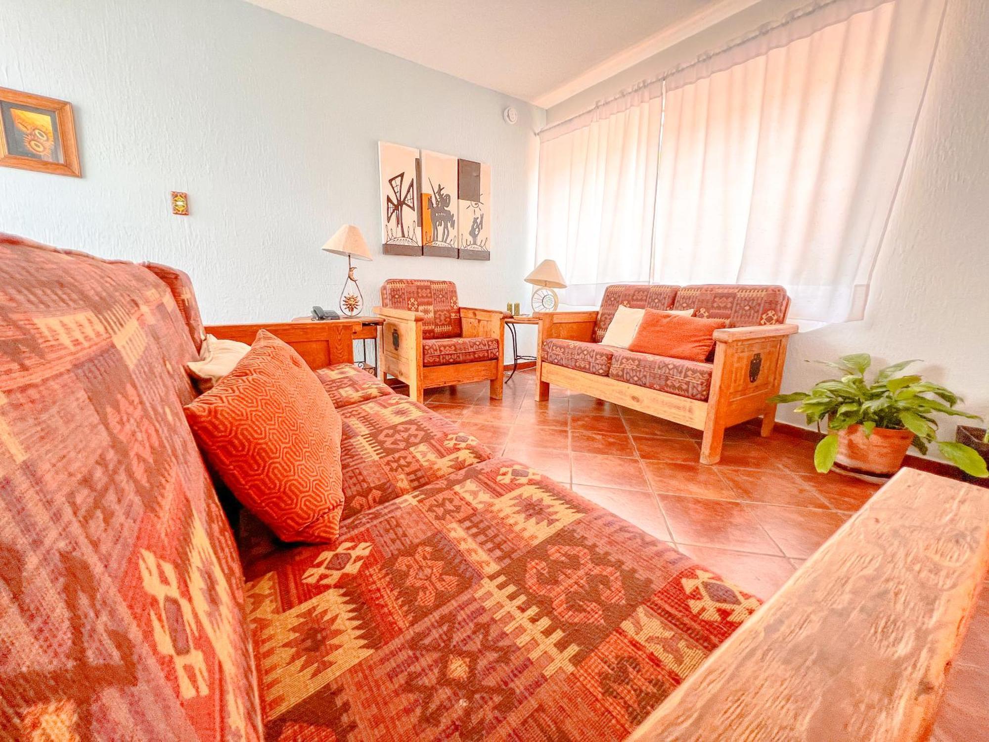 Colorful Family Condo With Terrace And Free Parking Guanajuato Kültér fotó